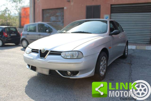 Bild 1/10 von Alfa Romeo 156 1.8 TS (1997)