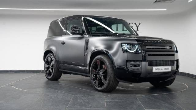 Bild 1/26 von Land Rover Defender 90 V8 &quot;Carpathian Edition&quot; (2022)