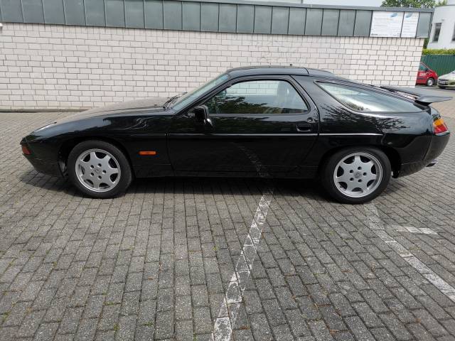 Image 1/22 of Porsche 928 GT (1990)