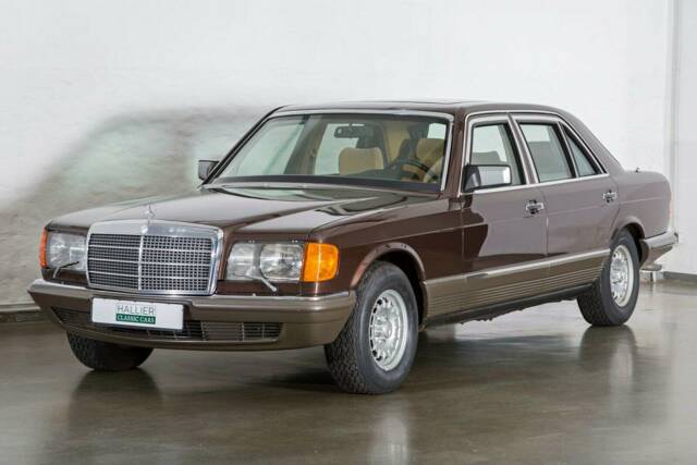 Immagine 1/20 di Mercedes-Benz 500 SEL (1982)