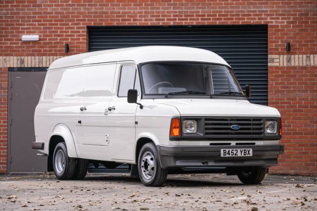 Bild 1/38 von Ford Econoline E 150 (1984)