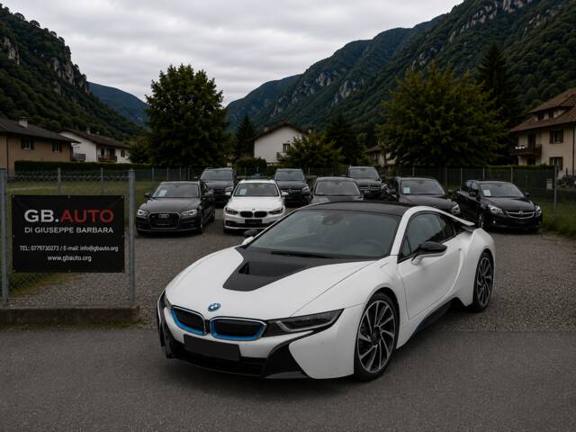 Image 1/12 of BMW i8 Coupé (2015)