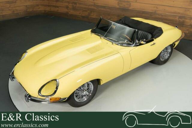 Image 1/19 of Jaguar E-Type 4.2 (1965)