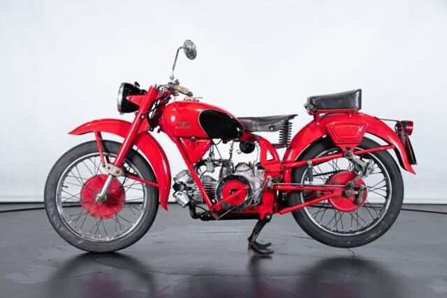 Immagine 1/50 di Moto Guzzi DUMMY (1955)