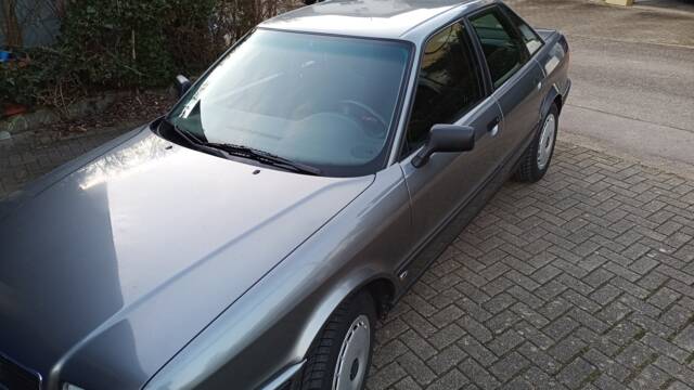 Bild 1/8 von Audi 80 - 2.0 E (1994)