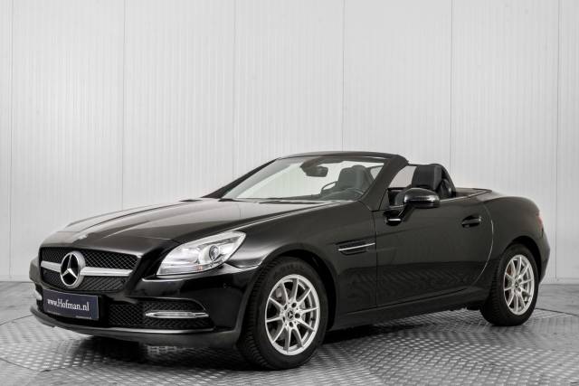 Image 1/50 of Mercedes-Benz SLK 200 (2012)