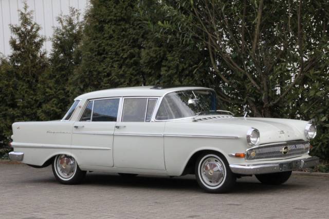 Afbeelding 1/15 van Opel Kapitän 2.6 "L" (1960)