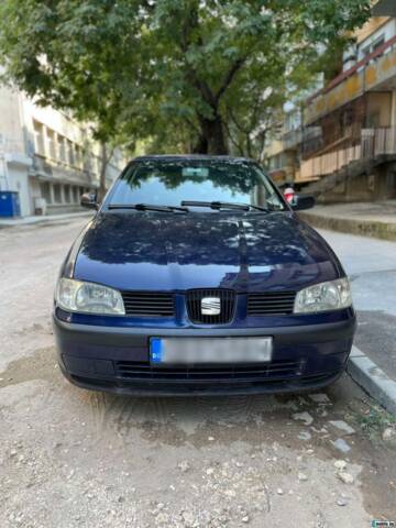 Image 1/25 de SEAT Ibiza II 1.9 TDI (1999)