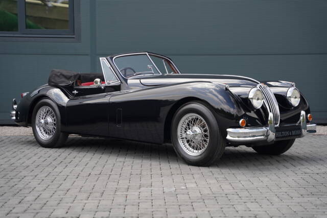 Image 1/50 of Jaguar XK 140 DHC (1956)