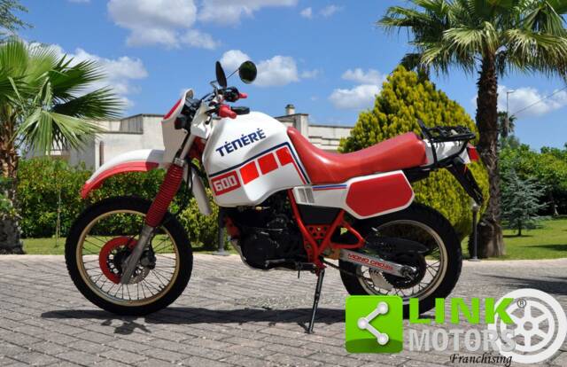 Image 1/10 de Yamaha DUMMY (1987)