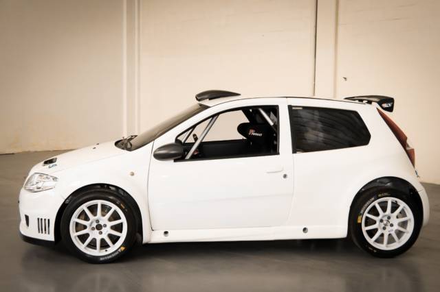 Bild 1/39 von FIAT Punto S1600 Rally (2001)