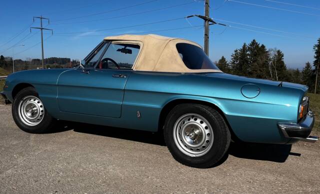 Image 1/9 of Alfa Romeo 2000 Spider Veloce (1981)