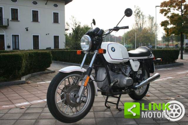 Imagen 1/10 de BMW DUMMY (1984)