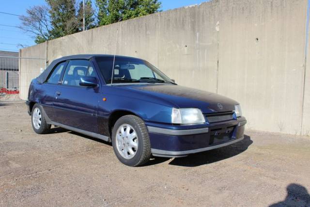 Bild 1/9 von Opel Kadett 1,6i (1993)