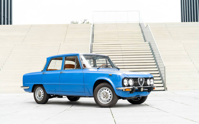 Afbeelding 1/58 van Alfa Romeo Giulia Nuova Super 1600 (1977)