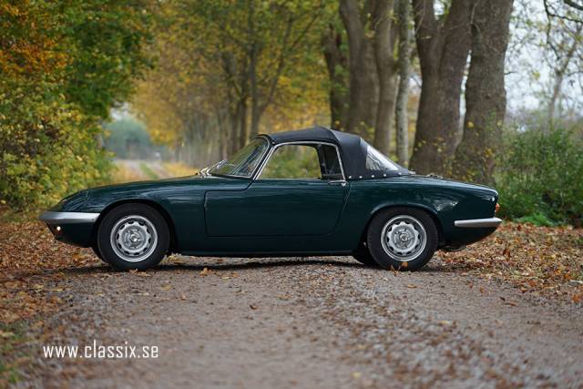 Image 1/35 of Lotus Elan SE (1967)