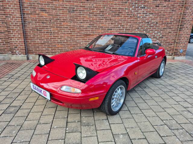Image 1/15 of Mazda MX-5 1.8 (1995)