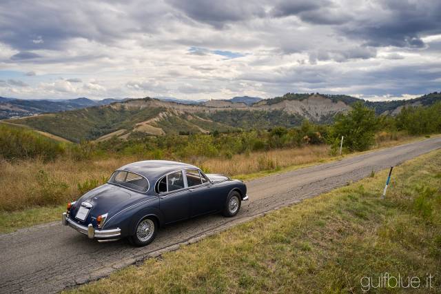 Image 1/50 of Daimler 2.5 Litre V8 (1965)