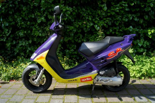 Imagen 1/11 de Aprilia DUMMY (1994)