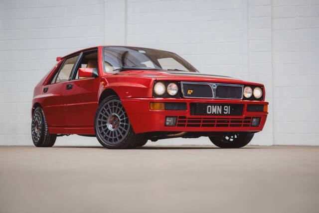 Image 1/8 of Lancia Delta 2.0 16V HPE (1995)