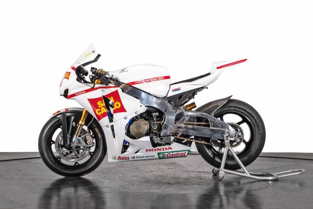 Afbeelding 1/37 van Honda DUMMY (2011)