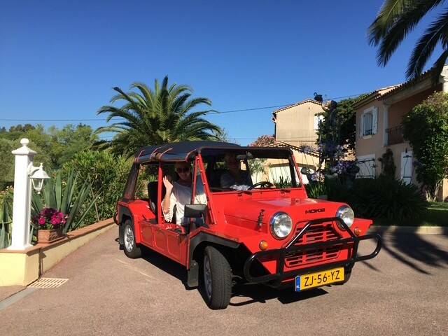 Imagen 1/12 de Mini Moke (1988)