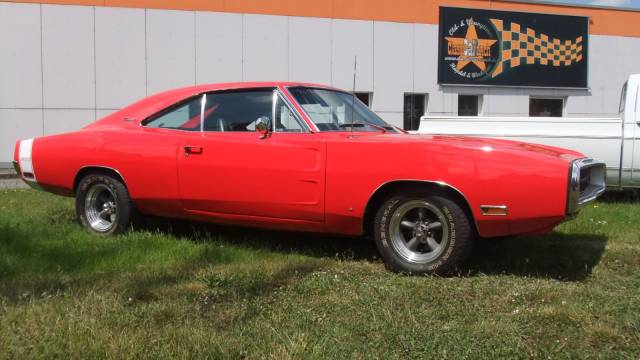 Image 1/15 de Dodge Charger 500 Hardtop Coupé (1970)
