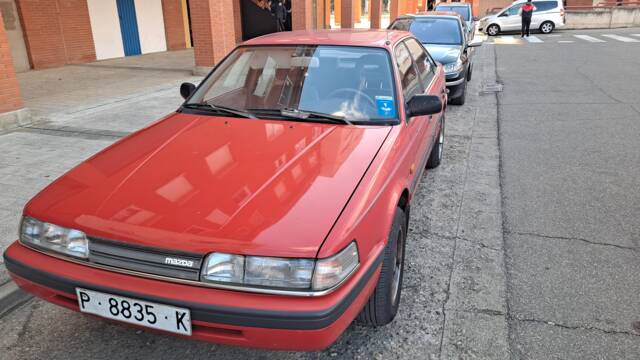 Immagine 1/6 di Mazda 626 (1989)