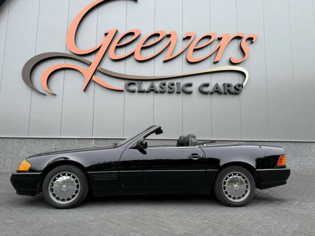 Image 1/44 of Mercedes-Benz 300 SL (1991)