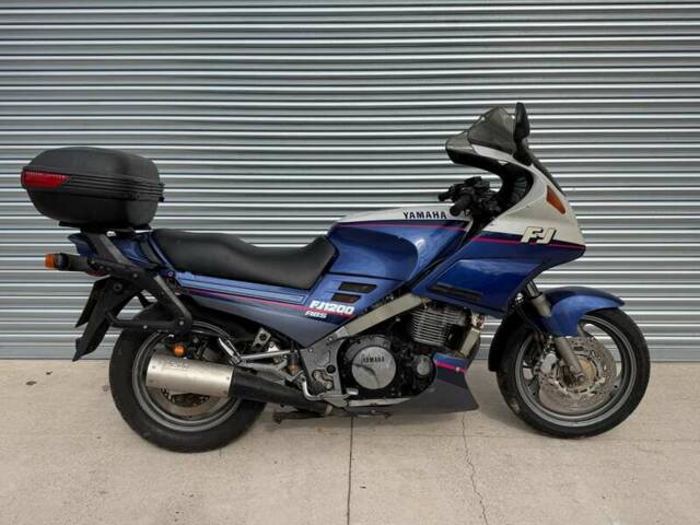 Image 1/34 of Yamaha FJ 1200 (1992)