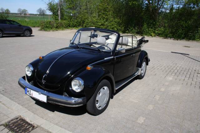Image 1/19 of Volkswagen Beetle 1303 LS (1978)