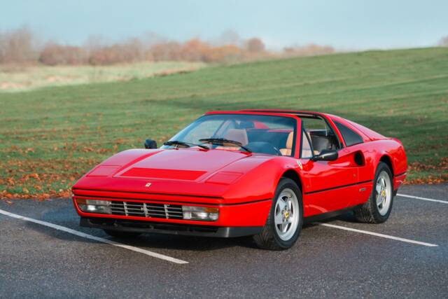 Afbeelding 1/41 van Ferrari 328 GTS (1989)