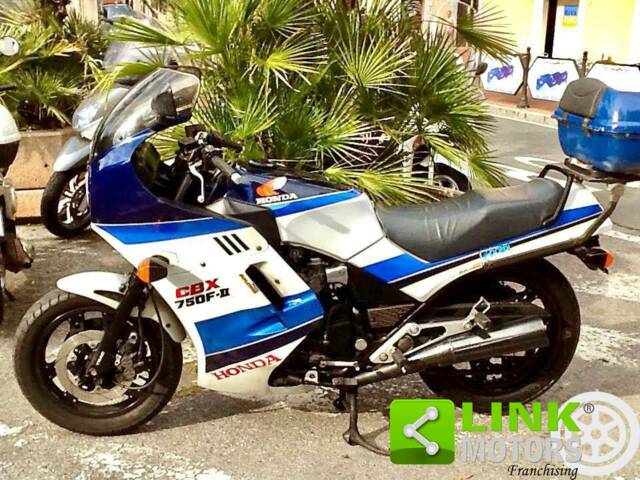 Image 1/10 de Honda DUMMY (1987)
