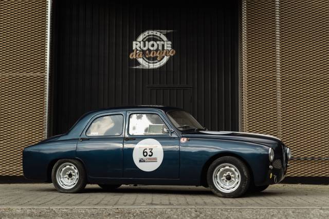 Immagine 1/48 di Alfa Romeo 1900 Super Berlina (1954)