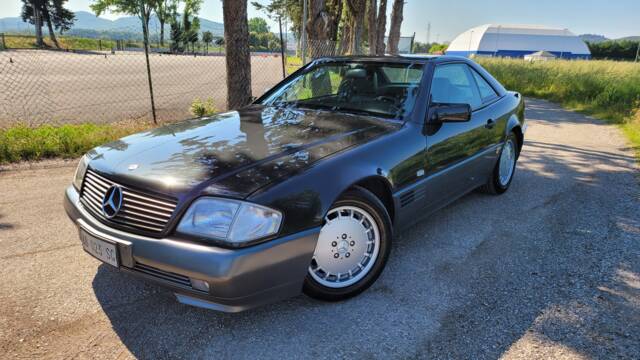 Image 1/20 of Mercedes-Benz 300 SL-24 (1991)