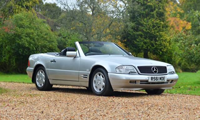 Image 1/12 of Mercedes-Benz SL 320 (1997)