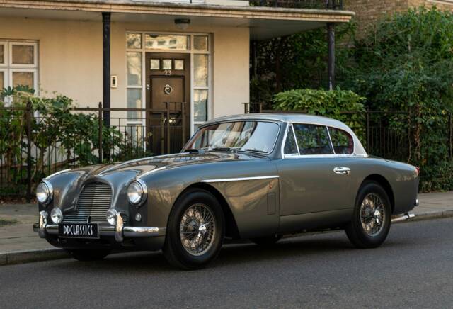 Image 1/34 of Aston Martin DB 2/4 Mk II (1957)