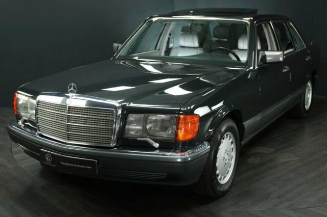 Bild 1/30 von Mercedes-Benz 560 SEL (1989)