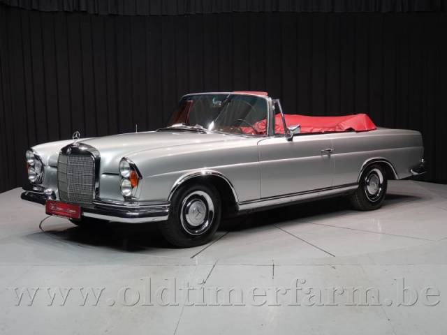 Image 1/2 de Mercedes-Benz 250 SE (1967)