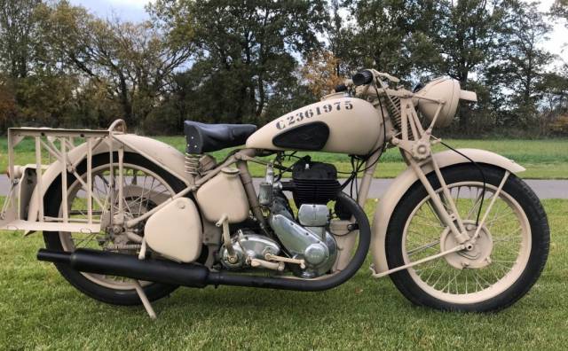 Image 1/19 of BSA DUMMY (1942)