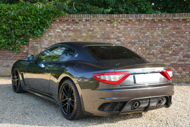 Image 1/50 of Maserati GranTurismo MC Stradale (2011)