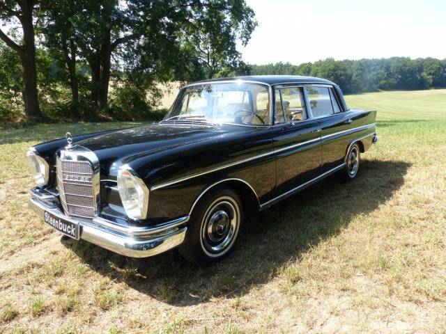 Mercedes-Benz 300 SE lang Limousine (W 112) 1965