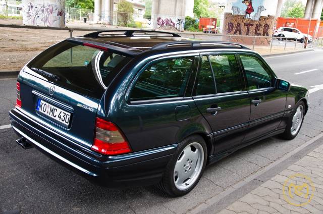 Immagine 1/20 di Mercedes-Benz C 43 AMG T (1999)