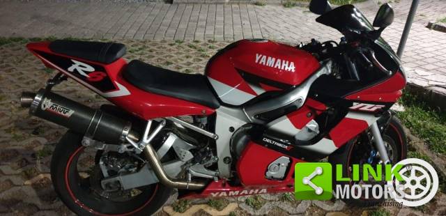 Image 1/5 of Yamaha DUMMY (2001)
