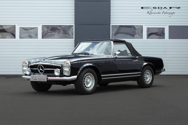 Immagine 1/31 di Mercedes-Benz 280 SL (1970)