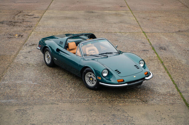Image 1/21 of Ferrari Dino 246 GTS (1974)