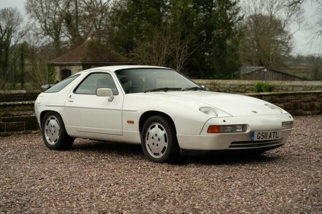 Bild 1/49 von Porsche 928 S4 (1990)
