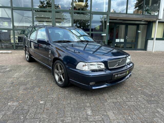 Image 1/59 of Volvo V70 R AWD (1997)