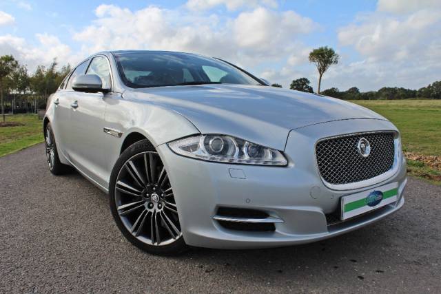 Image 1/5 of Jaguar XJ 3.0 D (2010)