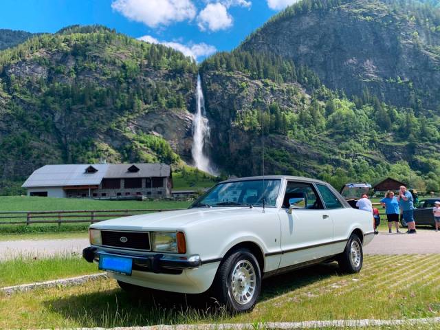 Schöner Ford Taunus 1600 Ghia